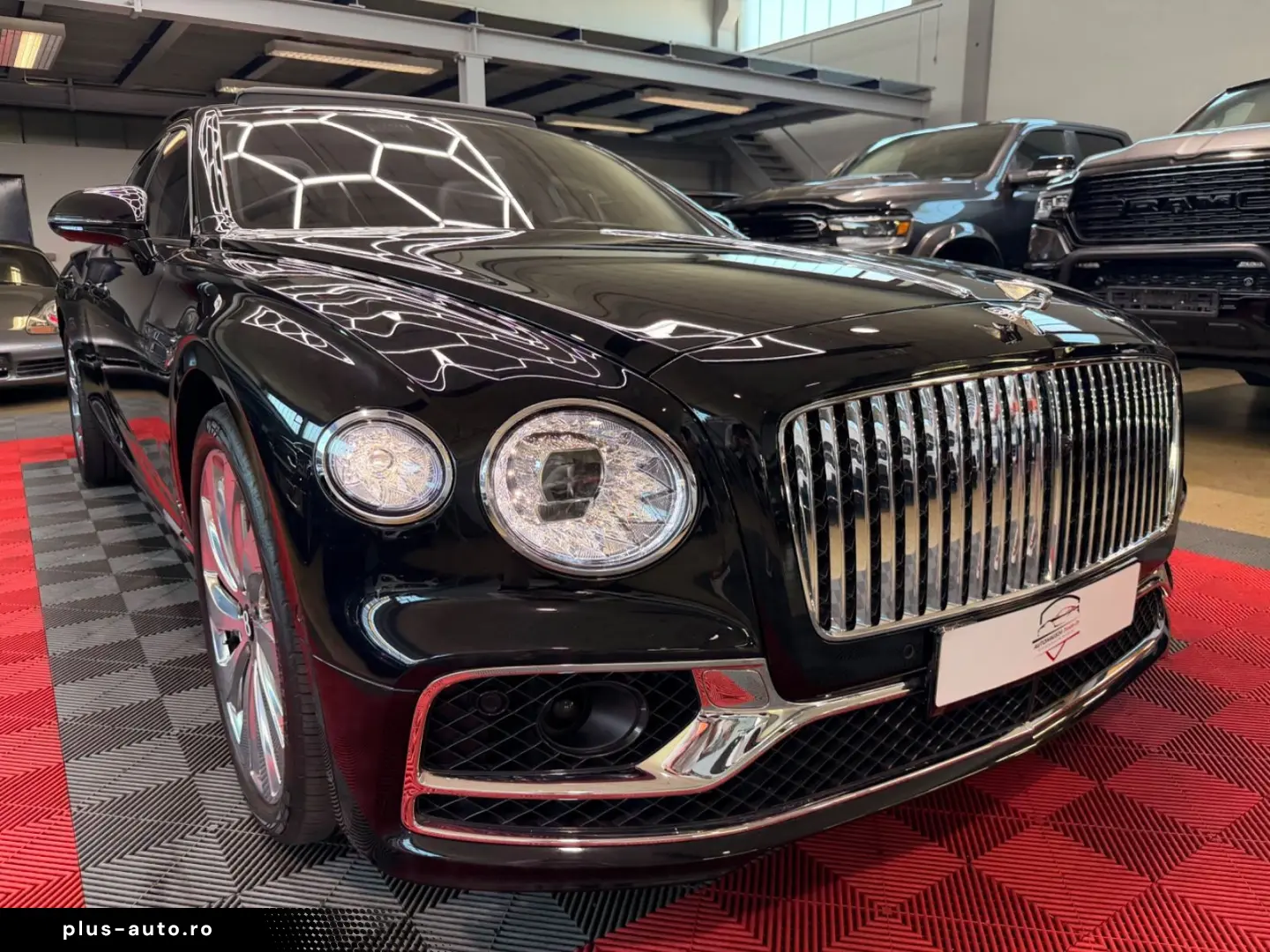 BENTLEY Flying Spur 6.0 W12 Mulliner First Edition Pano