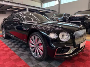BENTLEY Flying Spur 6.0 W12 Mulliner First Edition Pano