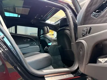 BENTLEY Flying Spur 6.0 W12 Mulliner First Edition Pano