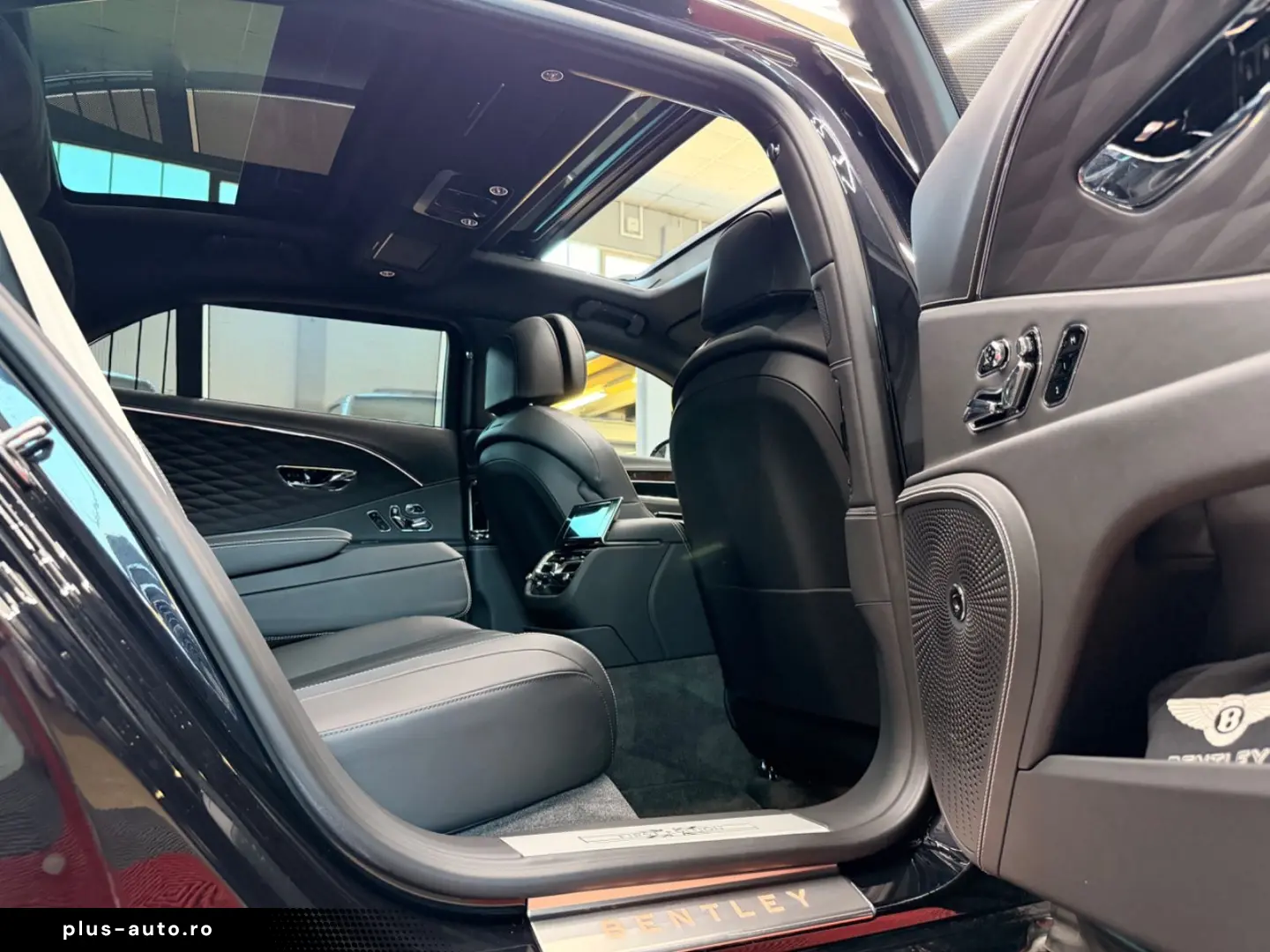 BENTLEY Flying Spur 6.0 W12 Mulliner First Edition Pano