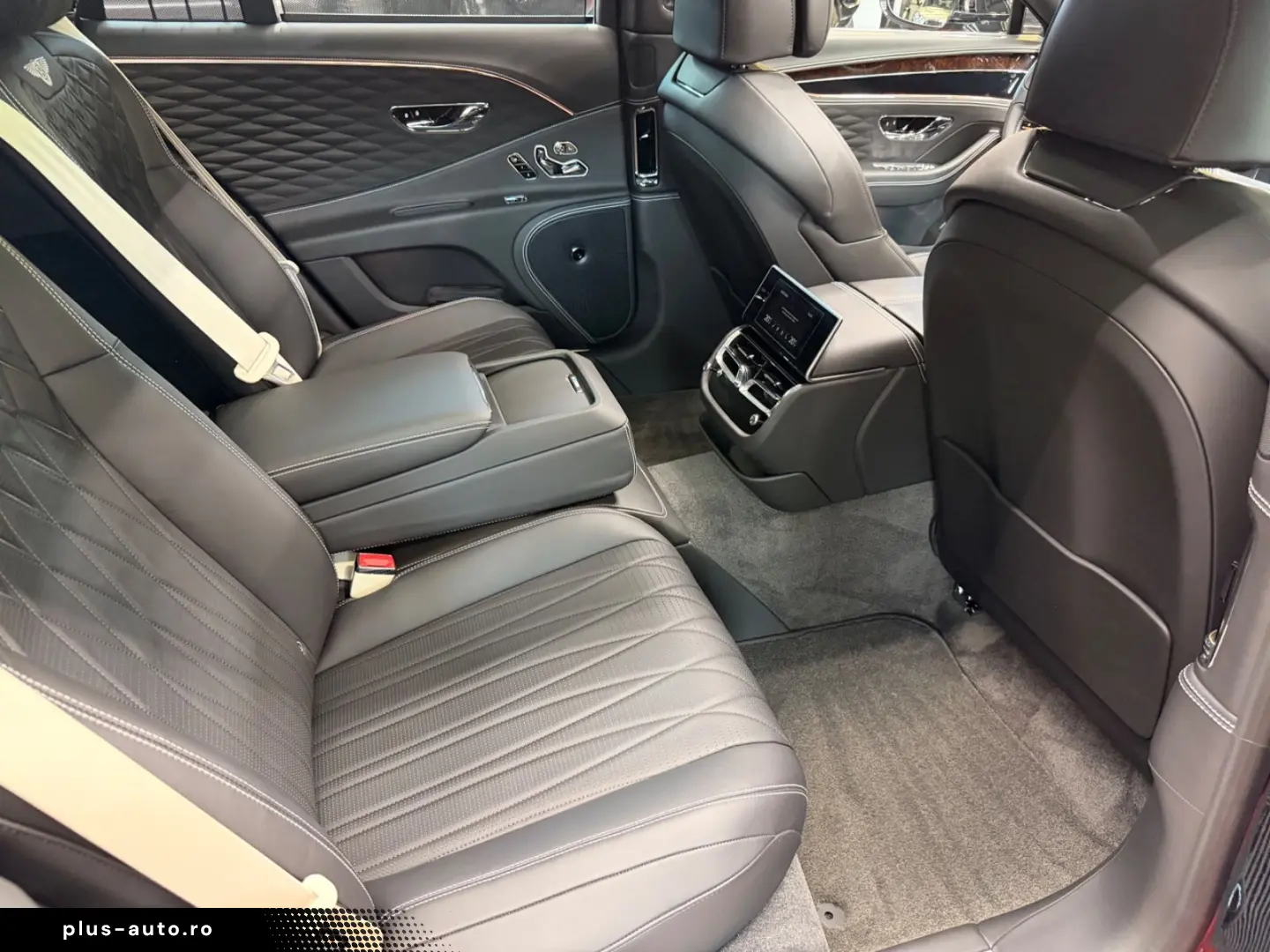 BENTLEY Flying Spur 6.0 W12 Mulliner First Edition Pano