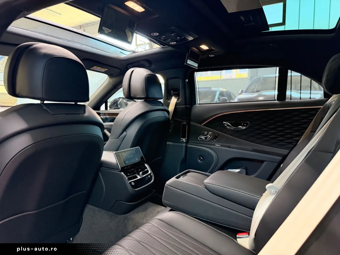 BENTLEY Flying Spur 6.0 W12 Mulliner First Edition Pano