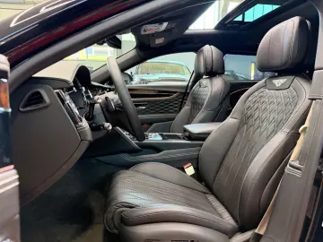 BENTLEY Flying Spur 6.0 W12 Mulliner First Edition Pano
