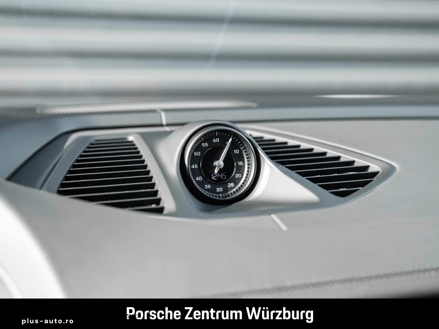 PORSCHE Macan 4 LED-Matrix Surround-View InnoDrive