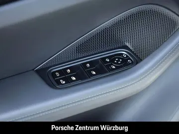 PORSCHE Macan 4 LED-Matrix Surround-View InnoDrive