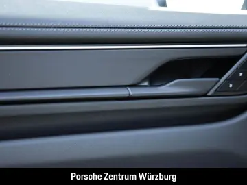 PORSCHE Macan 4 LED-Matrix Surround-View InnoDrive