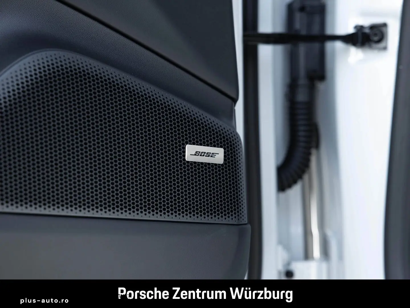PORSCHE Macan 4 LED-Matrix Surround-View InnoDrive