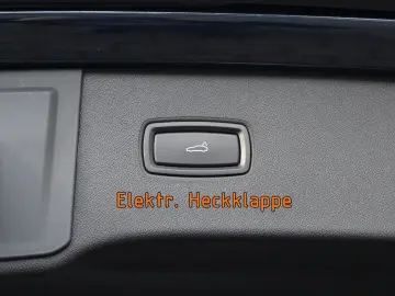 PORSCHE Cayenne E-Hybrid SPORT DESIGN  PDCC