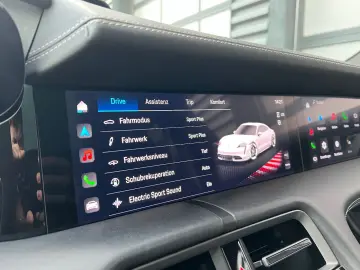 PORSCHE Taycan Turbo S   Burmester