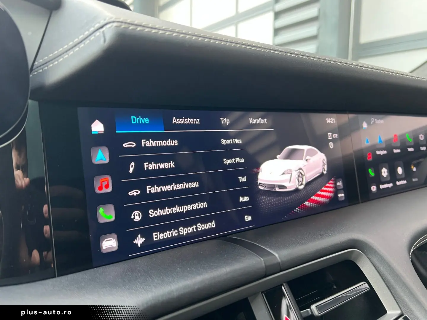 PORSCHE Taycan Turbo S   Burmester