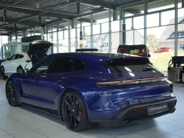 PORSCHE Taycan GTS  21  Pano  Sitzbelüftung
