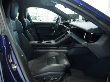 PORSCHE Taycan GTS  21  Pano  Sitzbelüftung