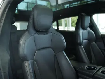 PORSCHE Taycan GTS  21  Pano  Sitzbelüftung