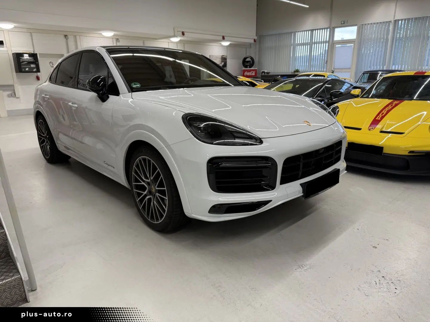 PORSCHE Cayenne Coupé Platinum Edition