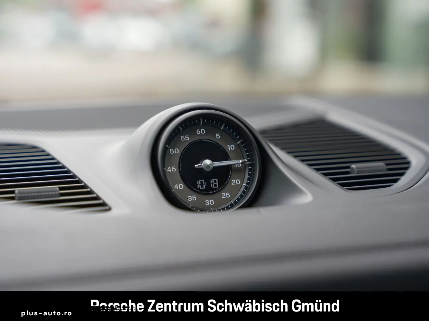 PORSCHE Cayenne Turbo E-Hybrid Burmester Nachtsicht PDCC