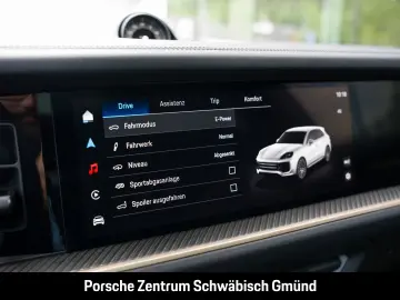 PORSCHE Cayenne Turbo E-Hybrid Burmester Nachtsicht PDCC