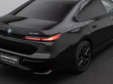 BMW i7 xD60 M-Sport HUD Pano 360