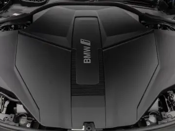 BMW i7 xD60 M-Sport HUD Pano 360