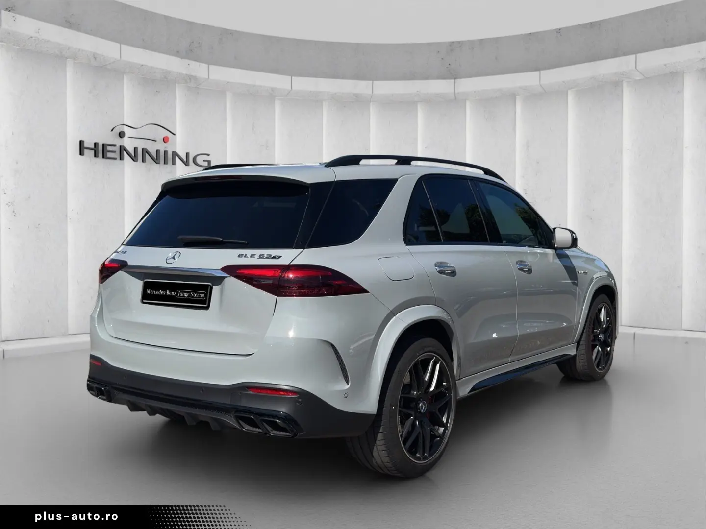 MERCEDES-BENZ GLE 63 S AMG Night Pano Burm HUD AHK 22