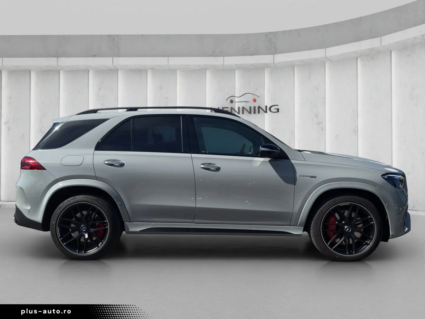 MERCEDES-BENZ GLE 63 S AMG Night Pano Burm HUD AHK 22