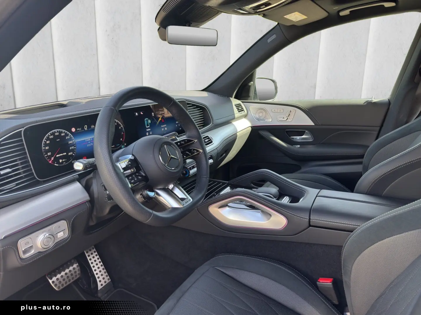 MERCEDES-BENZ GLE 63 S AMG Night Pano Burm HUD AHK 22