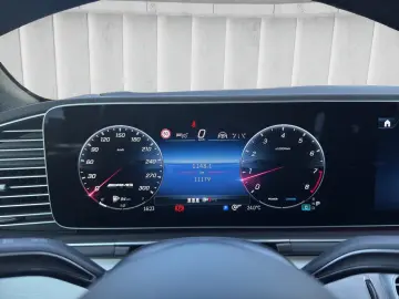 MERCEDES-BENZ GLE 63 S AMG Night Pano Burm HUD AHK 22