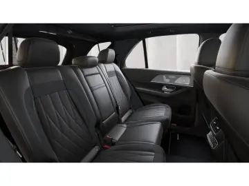 MERCEDES-BENZ GLE 63 S AMG Night Pano Burm HUD AHK 22