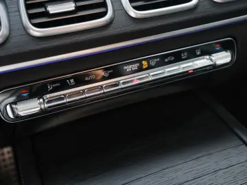 MERCEDES-BENZ GLE 350 de 4M AMG Sport Advanced  PANO