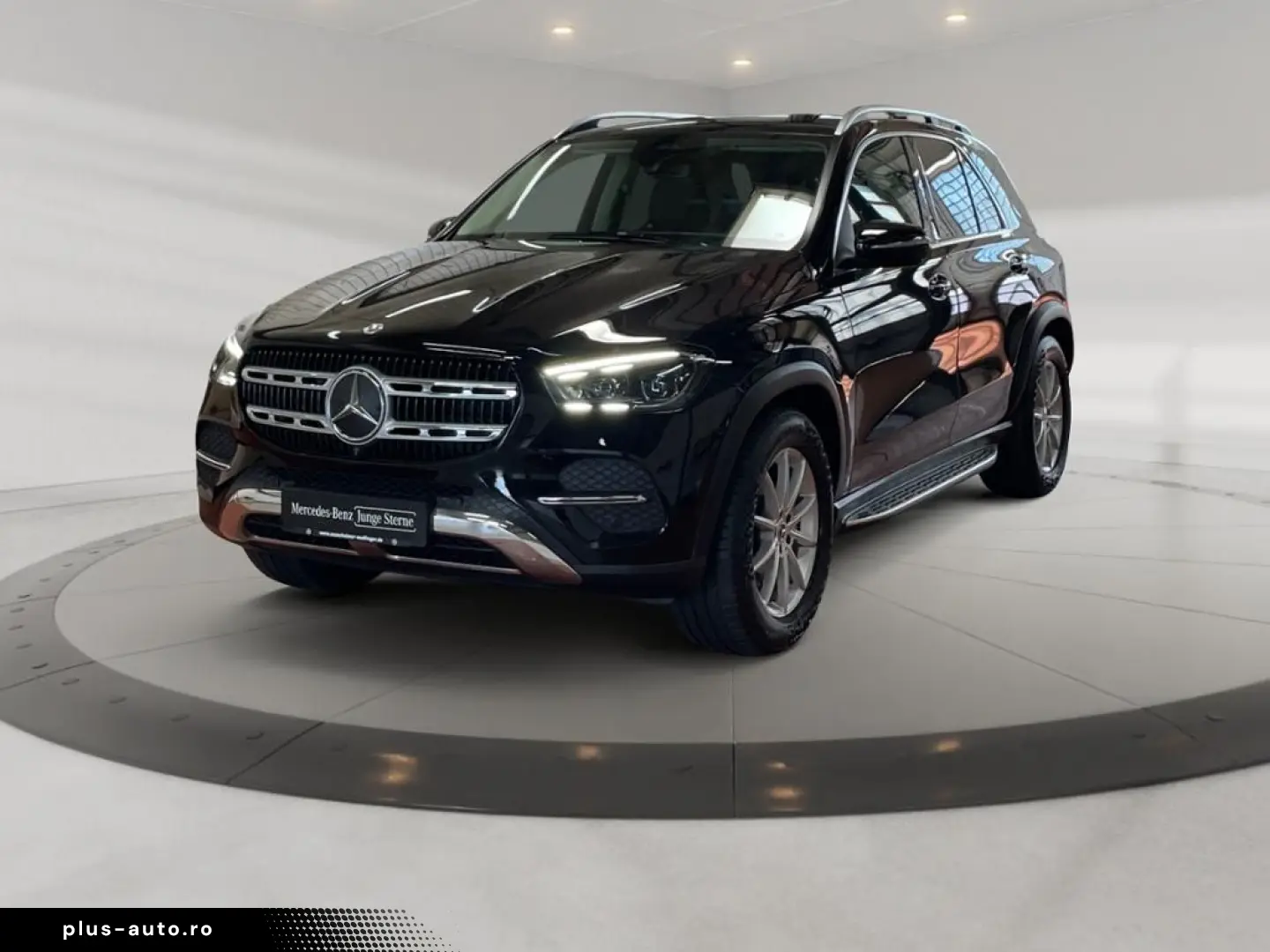 MERCEDES-BENZ GLE 300 d 4matic Burm Fahrassist AHK HUD Pano