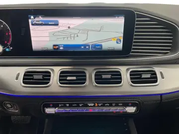 MERCEDES-BENZ GLE 300 d 4matic Burm Fahrassist AHK HUD Pano