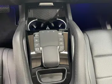 MERCEDES-BENZ GLE 300 d 4matic Burm Fahrassist AHK HUD Pano