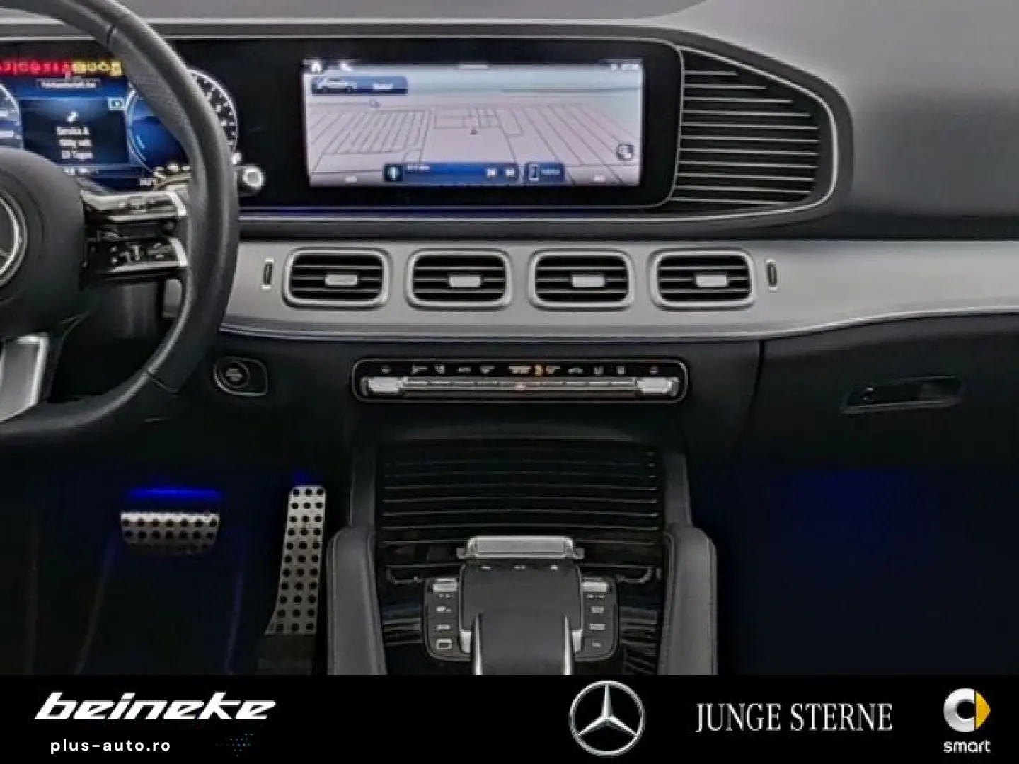 MERCEDES-BENZ GLE 350 de 4M AMG Night Pano 22  Memory