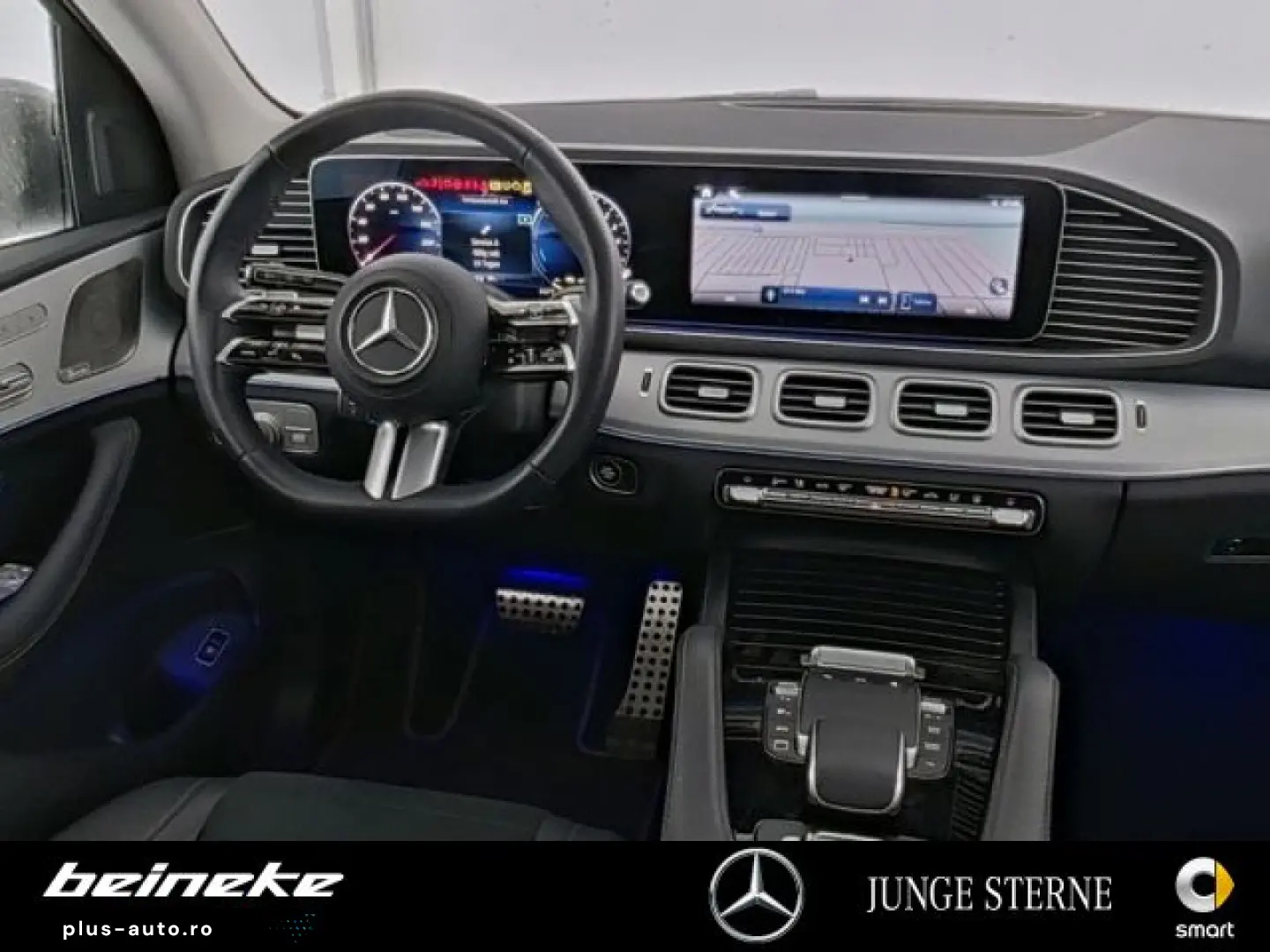 MERCEDES-BENZ GLE 350 de 4M AMG Night Pano 22  Memory