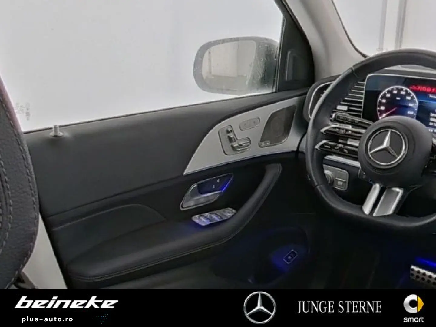 MERCEDES-BENZ GLE 350 de 4M AMG Night Pano 22  Memory