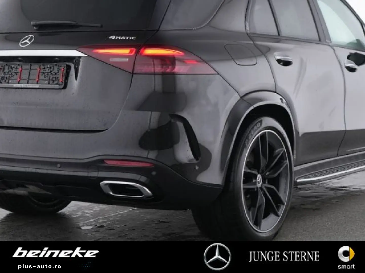 MERCEDES-BENZ GLE 350 de 4M AMG Night Pano 22  Memory