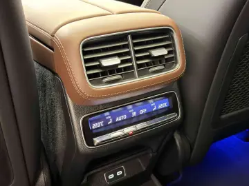 MERCEDES-BENZ GLE 63 AMG S 4M  Pano HUD Sitzklima