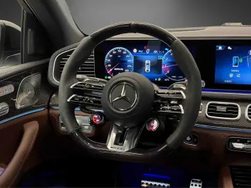 MERCEDES-BENZ GLE 63 AMG S 4M  Pano HUD Sitzklima