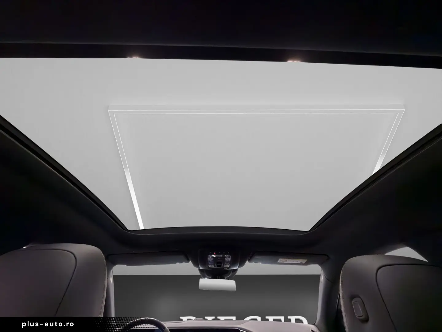 MERCEDES-BENZ GLE 63 AMG S 4M  Pano HUD Sitzklima