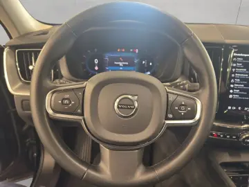 VOLVO XC60 B4 AWD Core Aut Google-Maps LED Kamera 1.Ha
