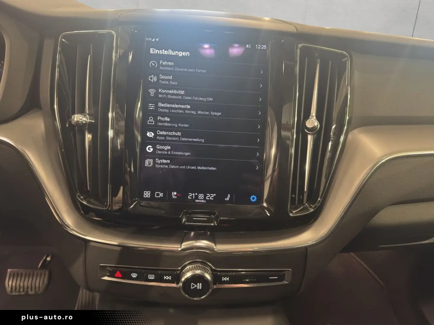VOLVO XC60 B4 AWD Core Aut Google-Maps LED Kamera 1.Ha