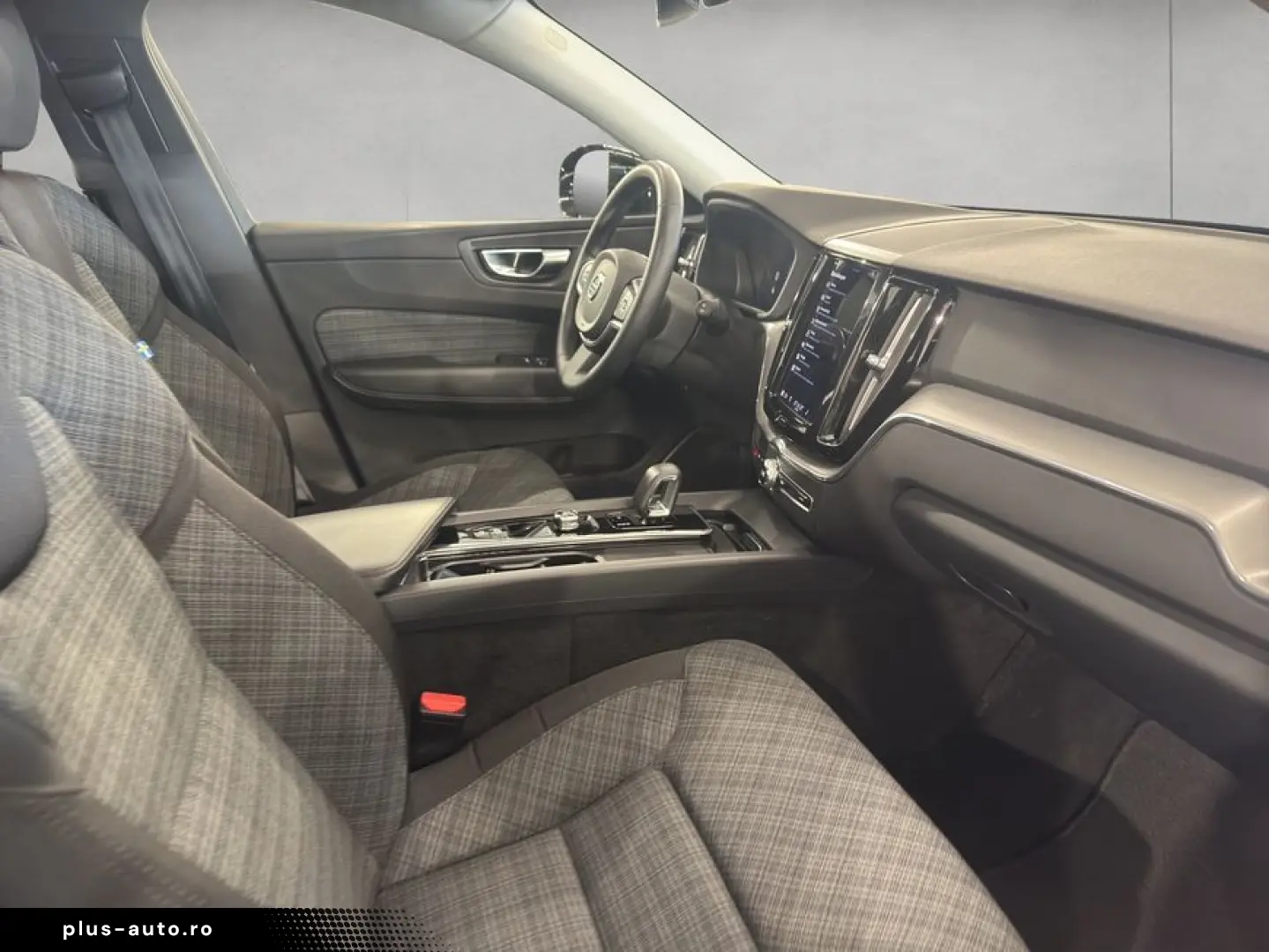 VOLVO XC60 B4 AWD Core Aut Google-Maps LED Kamera 1.Ha