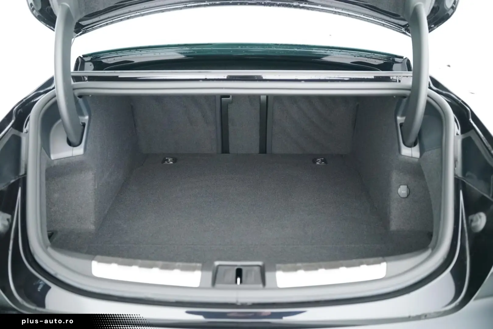 Porsche TAYCAN 4S 75-JAHRE BOSE PANO