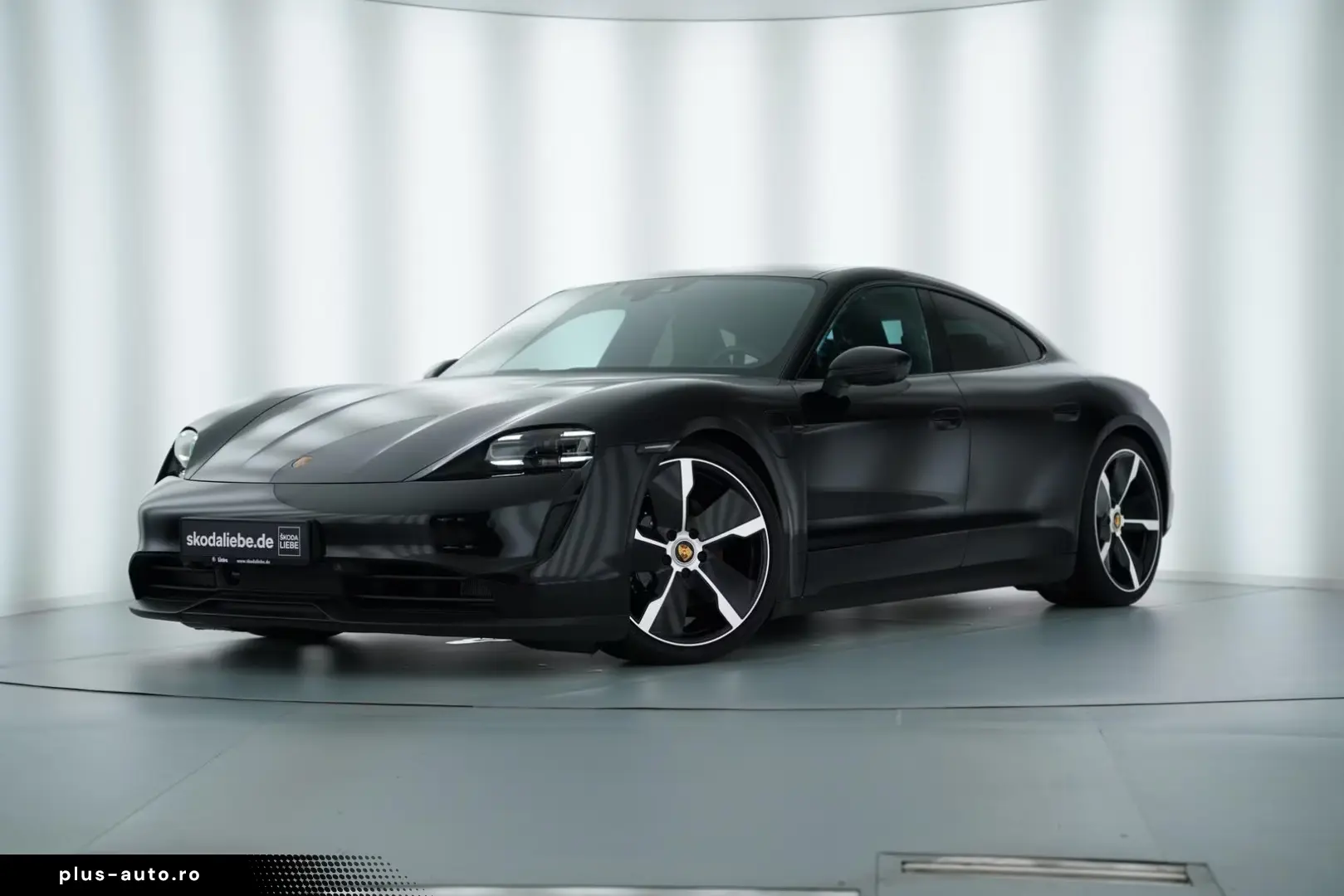 Porsche TAYCAN 4S 75-JAHRE BOSE PANO