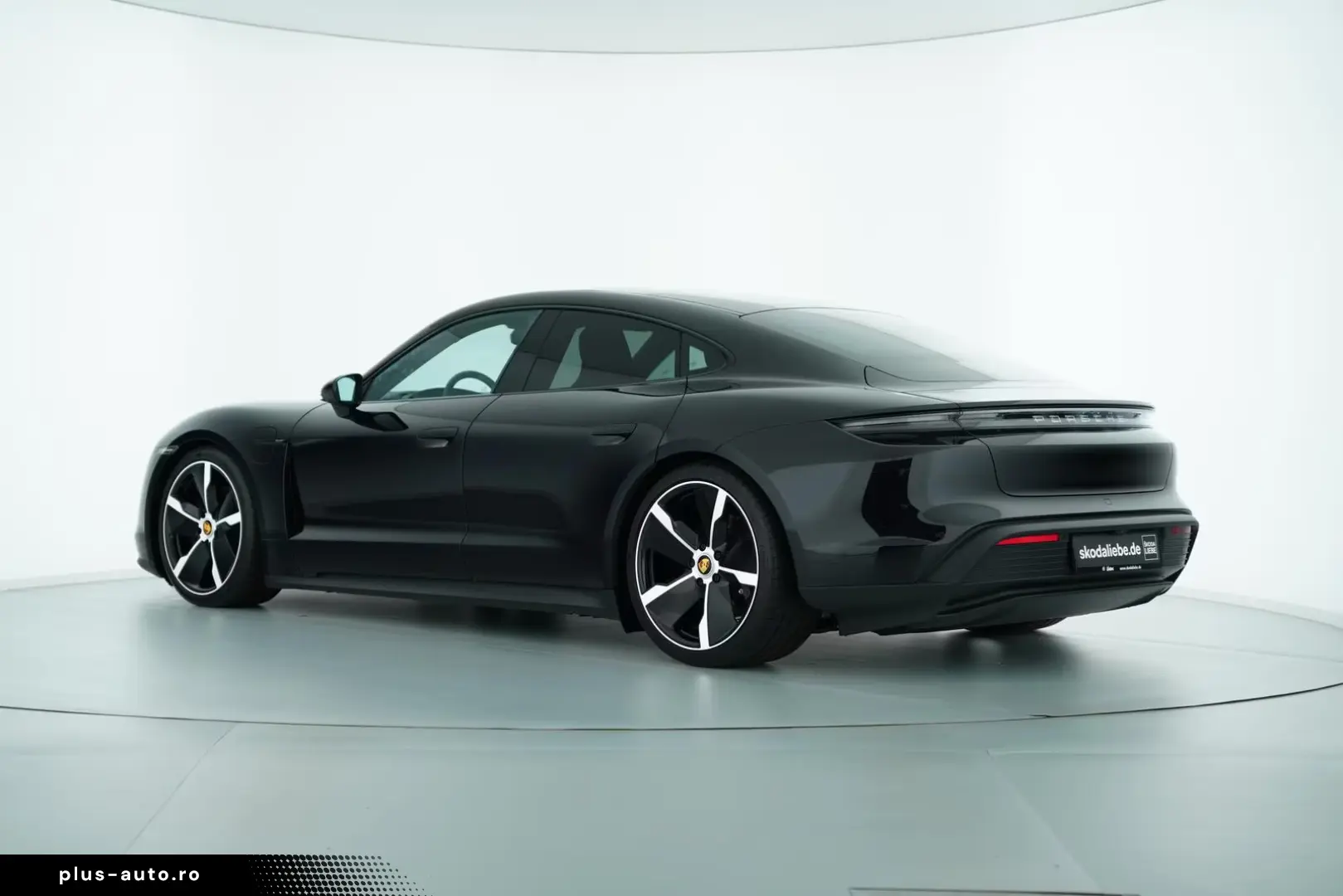 Porsche TAYCAN 4S 75-JAHRE BOSE PANO