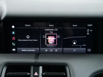 Porsche TAYCAN 4S 75-JAHRE BOSE PANO