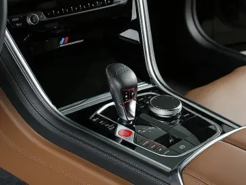 BMW M8 Comp Coup xDr DisplKey SoftClo Ventilation 360