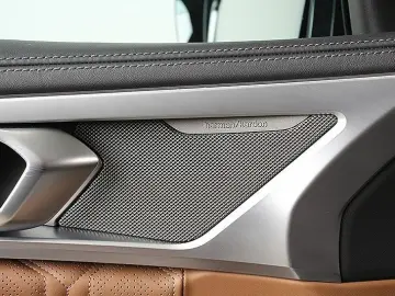 BMW M8 Comp Coup xDr DisplKey SoftClo Ventilation 360