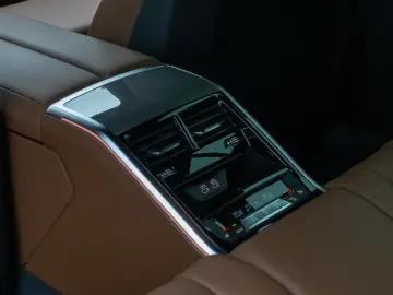 BMW M8 Comp xDr GranCoupe 360 Ventil B&W SoftClo