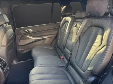 BMW X7 xDr40d MSpo Massage Ventil SoftClo DisplKey 360