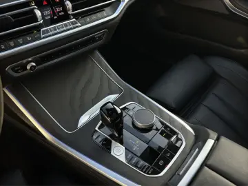 BMW X7 xDr40d MSpo Massage Ventil SoftClo DisplKey 360
